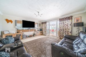 Sitting Room- click for photo gallery